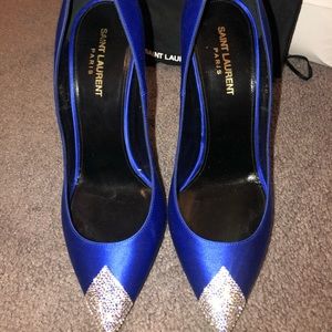 The Perfect Designer Holiday Shoe!